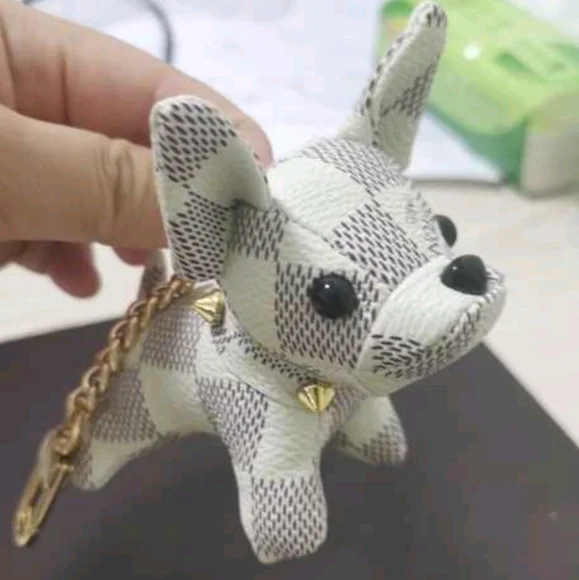 🆕️Luxury 🐕 White Doggie Damier azur Style Leather Novelty Keychain / Bag Charm - Picture 15 of 16